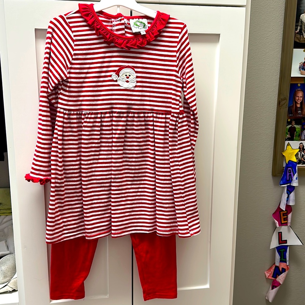 Smocked threads by Cecil & Lou- Christmas pants set- size 5, GUC
